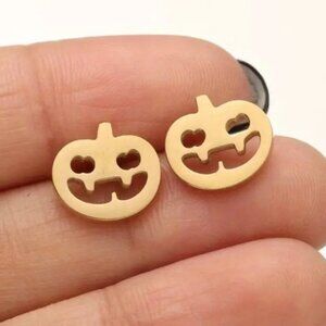 Jack O Lantern Pumpkin Spooky Halloween Gold Toned Stud Earrings